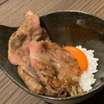 黒毛和牛焼肉 白か黒 - 