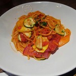 Italian Kitchen VANSAN - 菜園風トマトパスタ、アイス紅茶付 869円(税込)