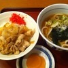 山田うどん 下新井店