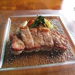 ラ・ネネグース - クイーンポーク　レモンとアンチョビのソース