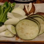 Izakayajuumambariki - 野菜盛合せ(400円)