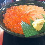 レストハウス雄冬 - えび・いくら丼