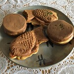 おやきの冨士屋 - 料理写真:どーん！