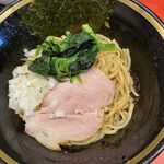 横浜家系総本山 吉村家直系店 ラーメン内田家 - 