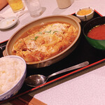 Tonkatsu To Washokuno Mise Chouhachi - 