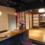 京都のチーズ屋さん プチシャレ - イートインの一角