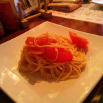 エルカフェ - トマトとオリーブオイルの冷製パスタ