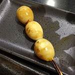 三酉屋 - うすらの中身は黄身がトロトロ