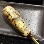 三酉屋 - チーズつくね。ボリューム満点で美味しい