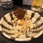 和洋だいにんぐ酒らふ - 焼き鯖とドライトマトのポテサラ680円