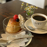 純喫茶ライオン - プリンと珈琲
