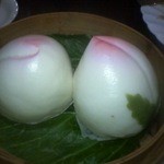 台湾家庭料理 福味香 - 桃まんじゅうです