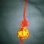 台湾家庭料理 福味香 - 頂いた縁起物のアクセサリーです片面が「招財」