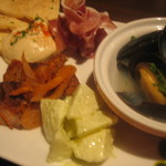 タイーム - ２０１２・６・１１　前菜盛り３人前