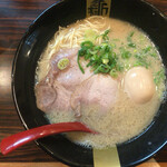 ラーメン匠 - とんこつ絞り味玉 ¥700