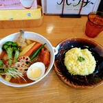 スープカレー トムトムキキル - 