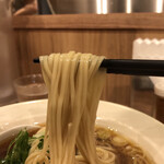 麺処 ほん田 - ニュルっとした自家製麺