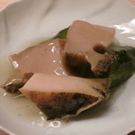 緒方 - 鮑と胡瓜の煮物