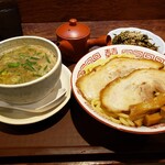 博多とんこつ 天神旗 - 