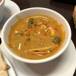 カトマンズキッチン - 野菜カレーあっぷ