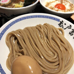 松戸富田製麺 - 濃厚半熟味玉つけ麺