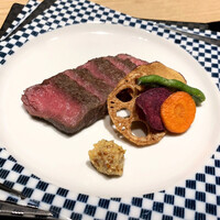 個室和食 肉割烹 吟次郎 品川駅前店 - 【台の物】
                      神戸牛ステーキ あしらい一式