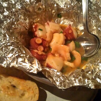 鉄板焼　ぼんの - 蛸のニンニク醤油焼き