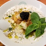 麺屋 六感堂 - 冷製 女川ほやと桃のゴルゴンゾーラヌードル