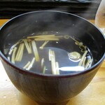 kitchen俊貴 - エノキとワカメの味噌汁。　　　　　　020.07.23