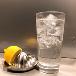 創作麺工房 鳴龍 - 生レモンサワー　価格安定の400円