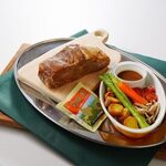 Roast beef from Australia (serves 4-5) {1kg}