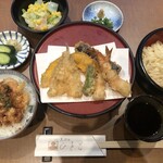 限定メニュー！！天ぷら冷やしうどんとミニ天丼セット