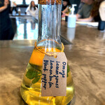 Ode - アミューズと一緒に楽しむオレンジのリキュール