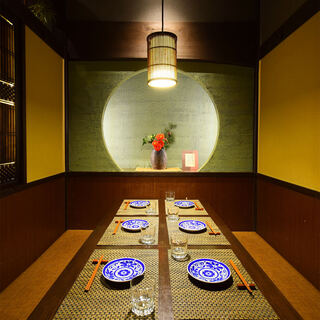 [Many private rooms] Private rooms are OK for 2 people or more ★ Modern Japanese private adult space