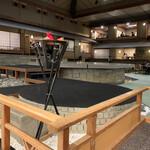 加賀屋 姉妹館 あえの風 - 夕食会場「花舞茶寮」
                                2019/11  by みぃこのごはん日記