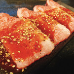 ホルモン 稲田屋 - 