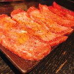 ホルモン 稲田屋 - 