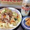 おばちゃん八百屋 - ロング缶、サラダうどん