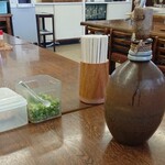 長田うどん - 卓上