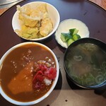 焼肉 幸乃羽 - カレー、天ぷらうどん、あら味噌汁他（簡易ブッフェ）2020.07.27