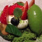 Fujiya 1935 - ヨモギと春苺