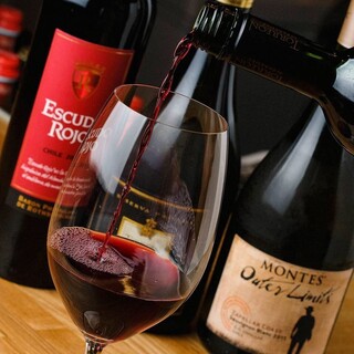 We offer wines that change weekly and from different countries.