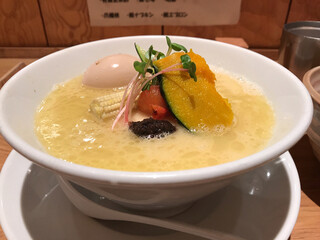 梅田のおすすめラーメン 梅田駅周辺の人気店選 食べログまとめ