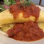 コーヒーとおやつの店 アンドモア - この自家製トマトソースが美味しいっ！！