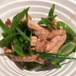 丿貫 - 丿貫(鶏せせりと青葱の黒七味和え)