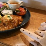 ハジカミ - ハンガリーランチプレート