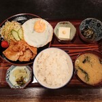 写楽 - 豚生姜焼き定食 750円