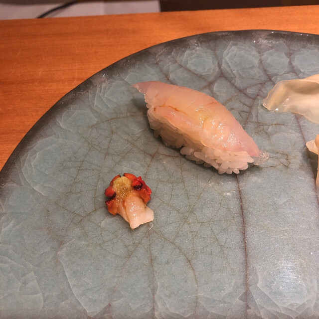 金沢シリーズ のどぐろの蒸し寿司が素晴らしい 味 接客共にハイレベル By スロバンカー 飛 トビ 北鉄金沢 寿司 食べログ 金沢シリーズ のどぐろの蒸し寿司が素晴らしい 味 接客共にハイレベル By スロバンカー 飛 トビ 北鉄金沢 寿司 食べログ