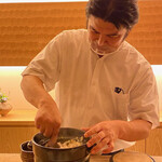 料理旅宿 井筒安 - 鮎の土鍋ご飯