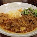 SPICY CURRY 魯珈 - 発酵筍と牛バラ肉の麻辣咖喱